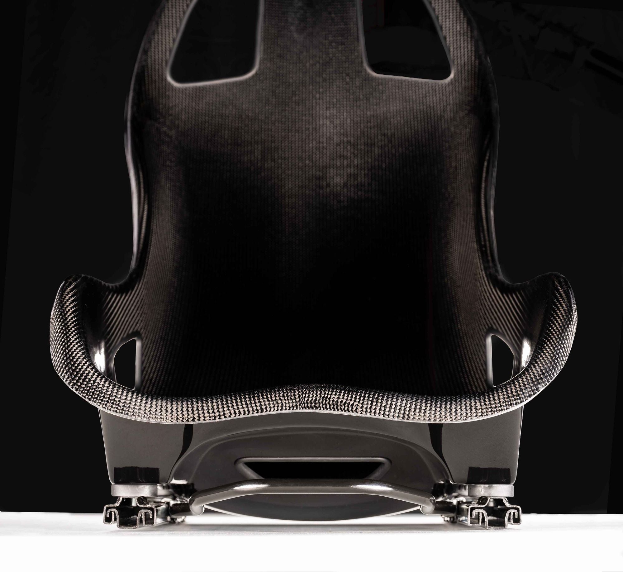 Tillett B6 44 seat on TRI runners, front view