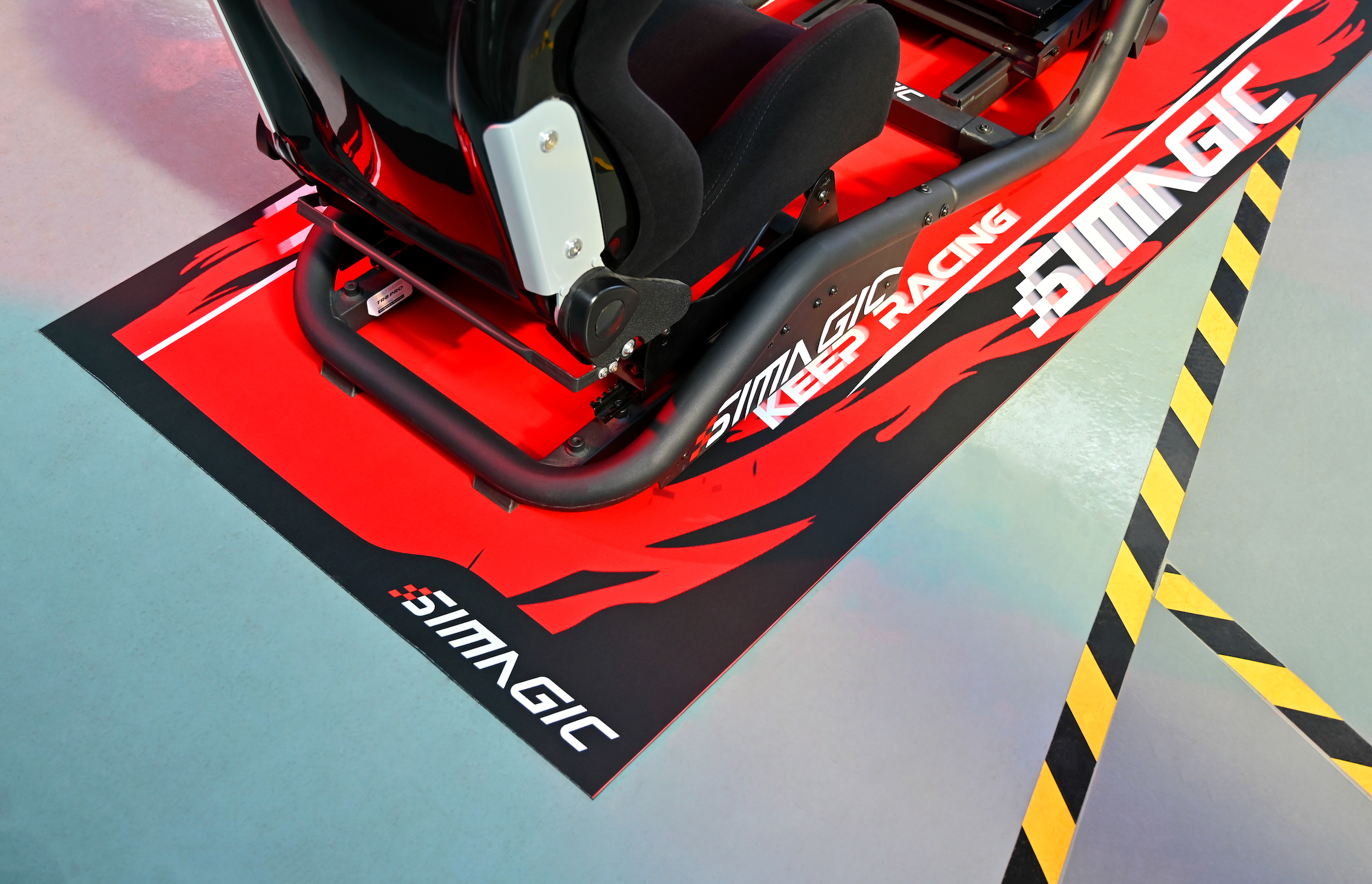 Simagic Logoed Carpet (186*96CM) - In Use